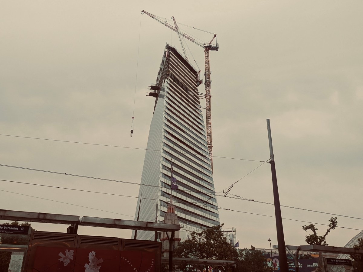 Édito : La Tour Triangle ou la perspective du&nbsp;mensonge.